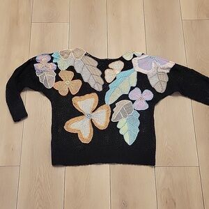 Hand-made Floral Crochet Sweather S